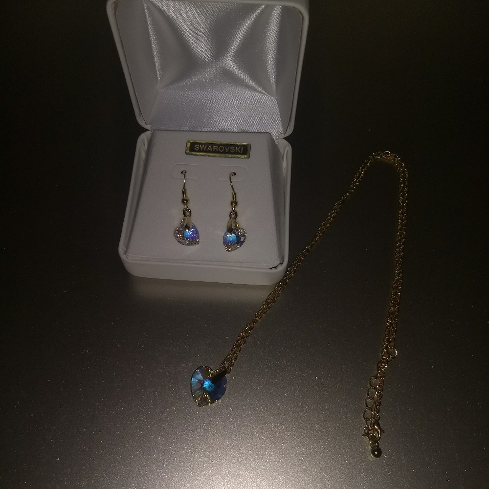 Swarovski Stone Necklace and Earring Set